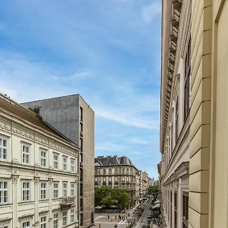 City Center Apartment With Balcony Budapest Exterior photo